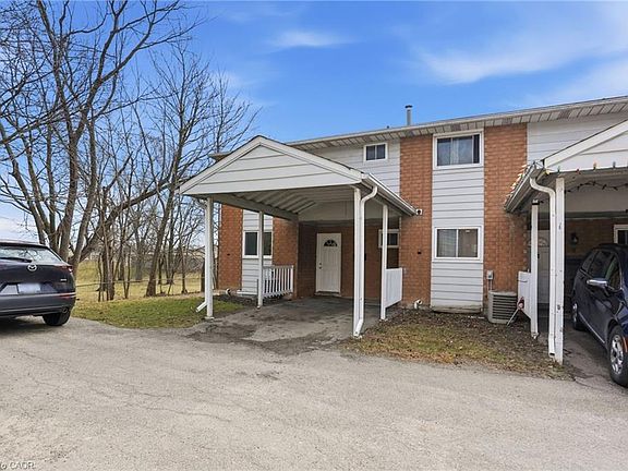 4th image of 125 Limeridge Rd W #8