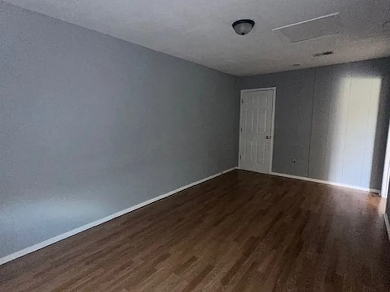 3725 Scranton Ln — Photo 8