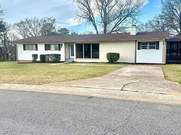 2nd image of 3094 Wenonah Park Rd SW