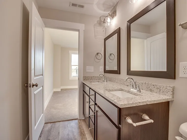 406 Harper Lndg — Photo 15