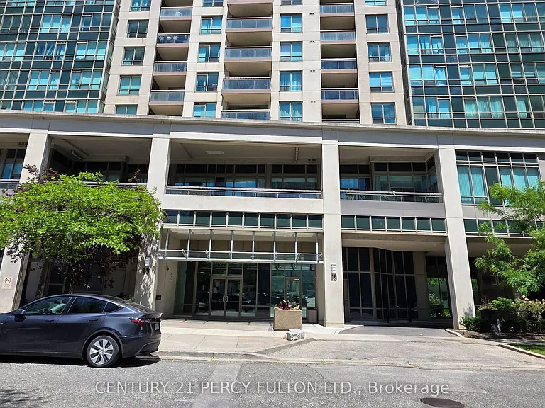 18 Parkview Ave #1811 — Photo 3