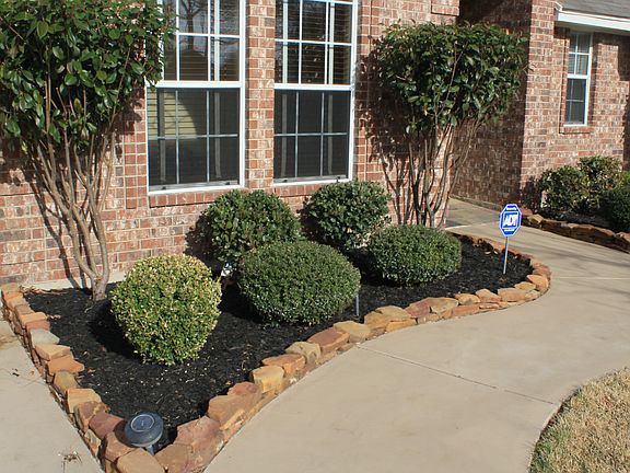 2nd image of 704 Bluebonnet Cir