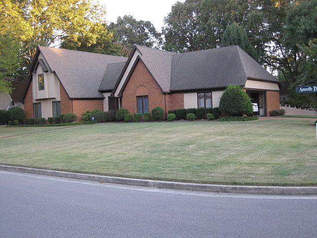 1st image of 3452 Amroth Dr