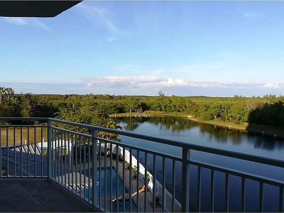 4th image of 10851 Mangrove Cay Ln NE APT 411