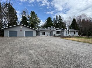 57 Hiawatha Dr, Huntsville, ON P0B1L0