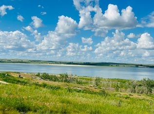 33 Theshores, Brule, NE 69127