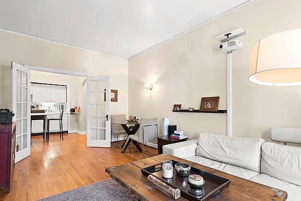 Rented by Compass | media 16