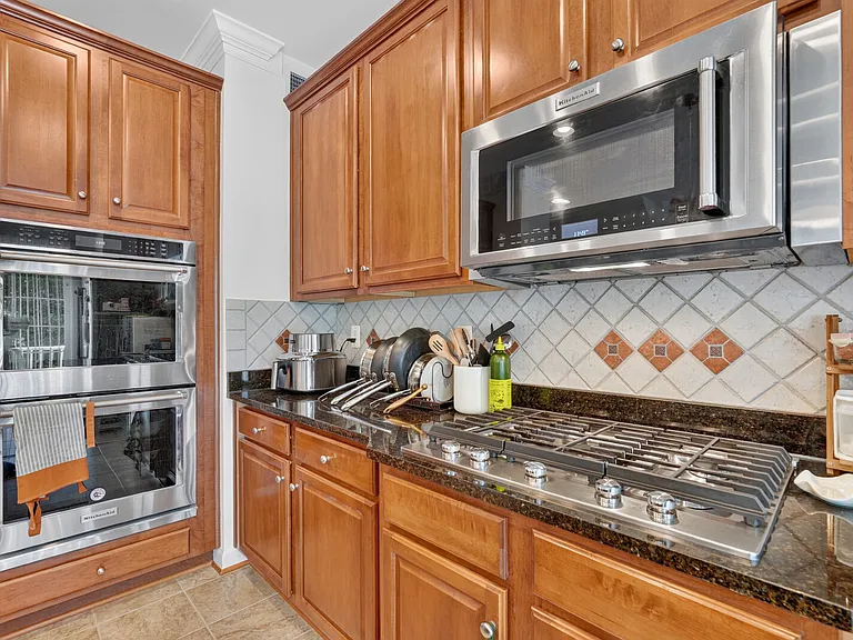 12230 Water Elm Ln — Photo 7
