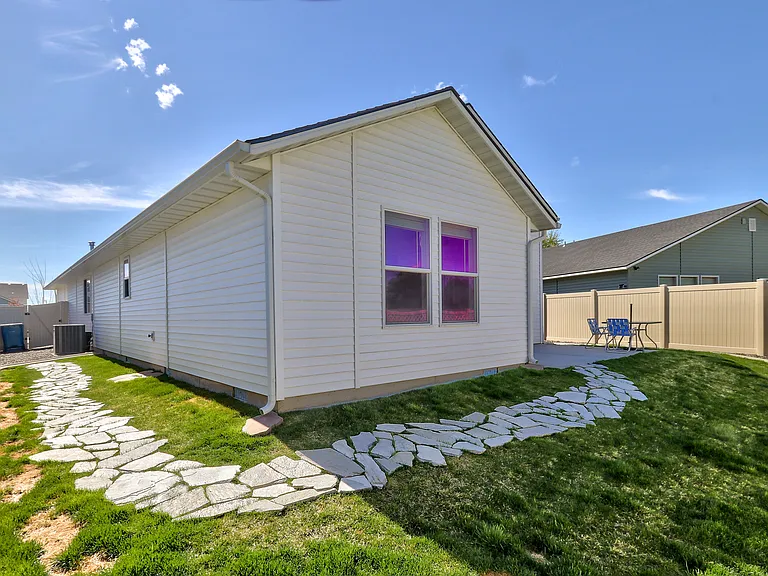 406 Hildago Way — Photo 6