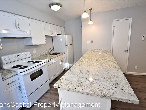 2nd image of 2109 W St APT 1