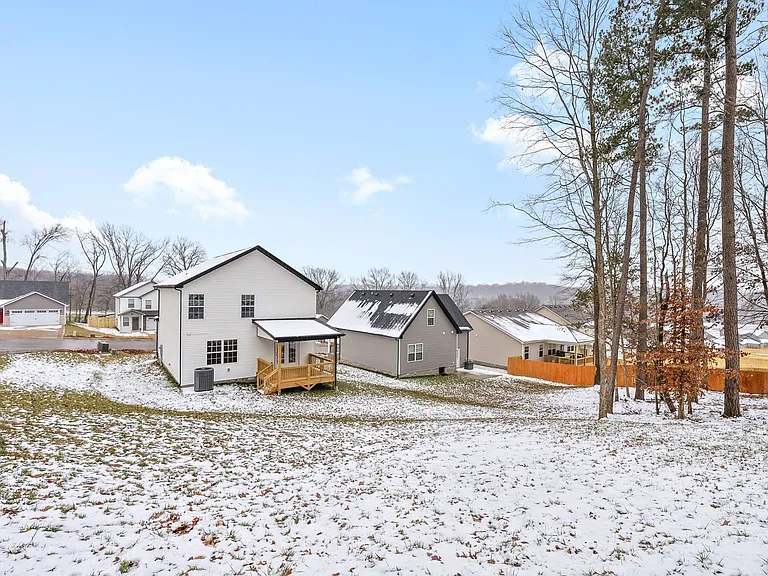 Cardinal Creek Dr — Photo 23