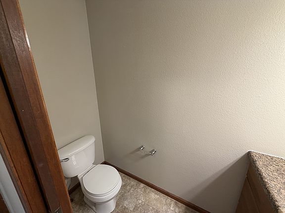 2nd image of 4276 Estate Dr S