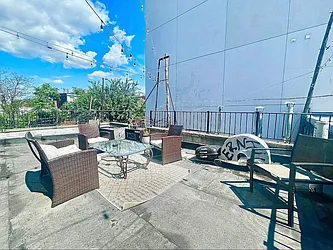 Rented by Century 21 Premier 