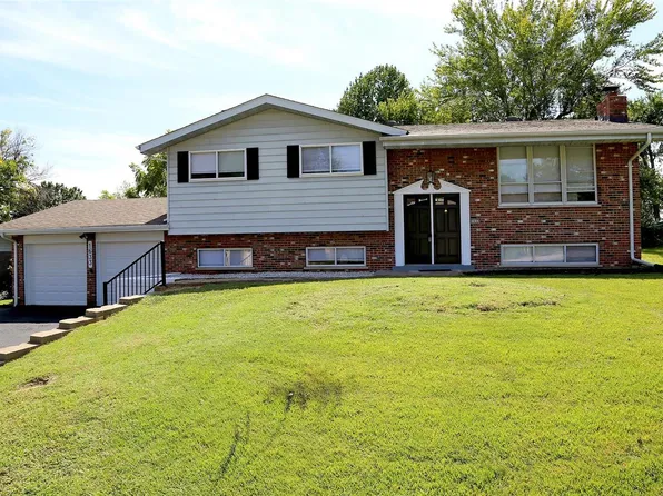 1633 Piney Dr, Arnold, MO 63010