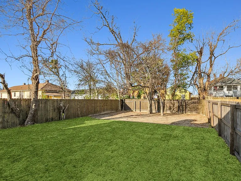4721 Erato St — Photo 12