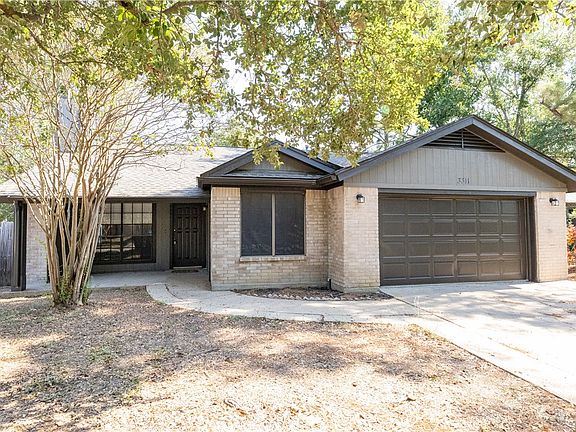 2nd image of 3311 Bahia Dr