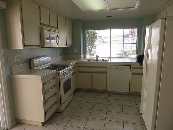 4th image of 16616 Raywood Ln