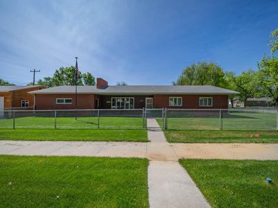 719 W B St, Basin, WY, 82410