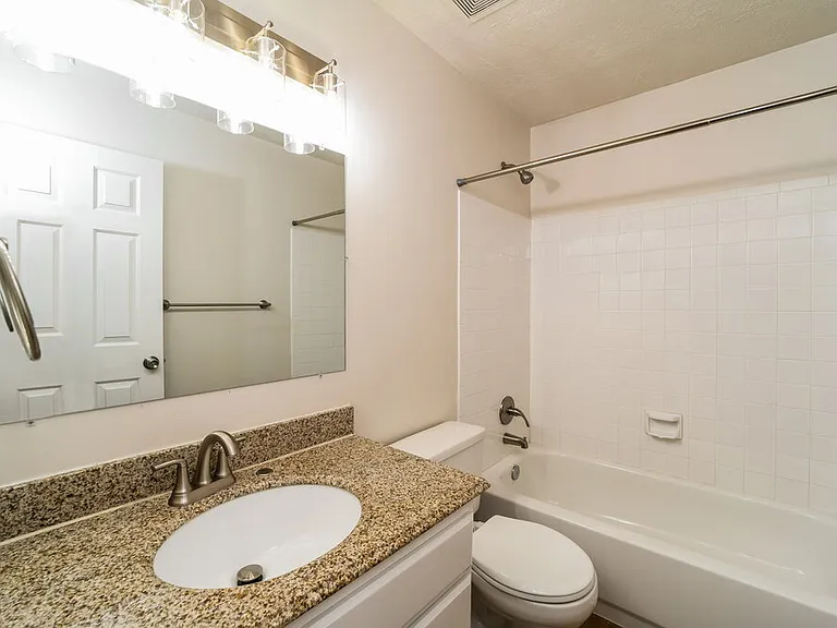 2076 Allison Way — Photo 16