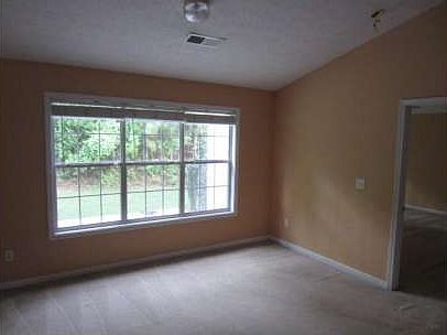 4th image of 2870 Lenora Springs Dr