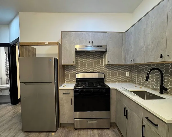 12 Thomas St #2L — Photo 2
