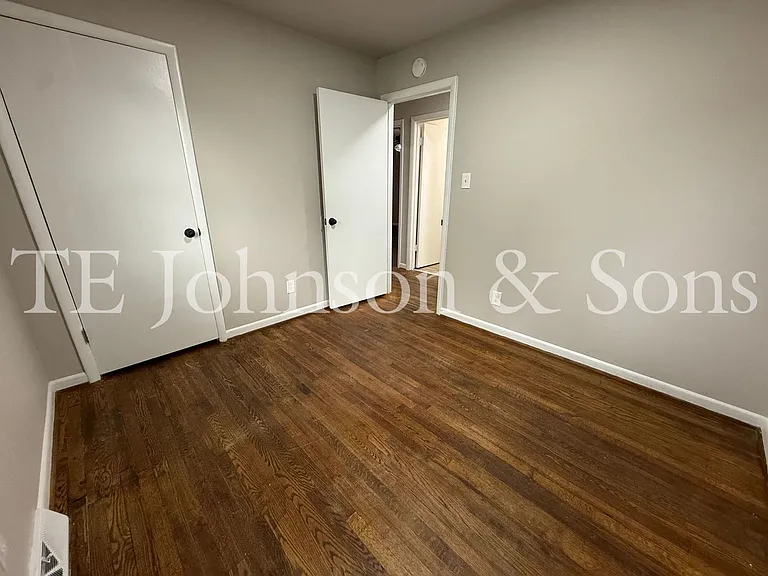 425 Cody Cir — Photo 17