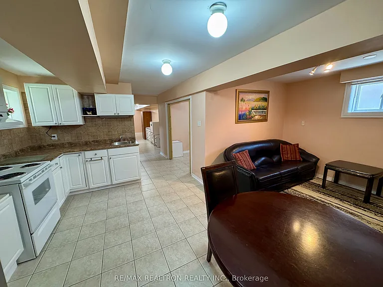 11 Hubner Dr #BASEMENT — Photo 23