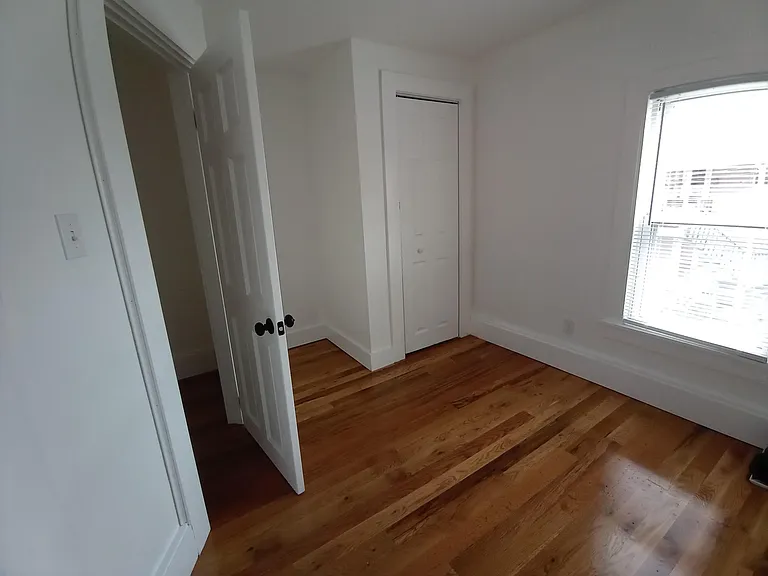 408 Pleasant St #A — Photo 9