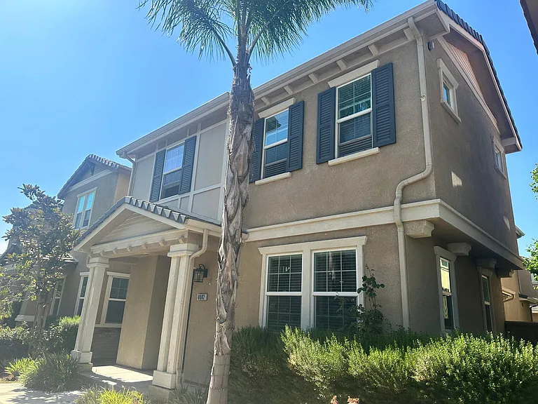 6062 Rosewood Way — Photo 1