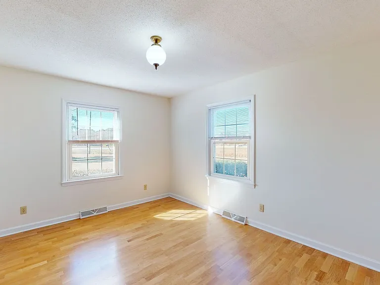 4015 Freedom Way — Photo 41