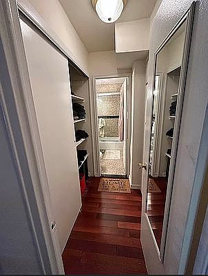 4th image of 279 E 44th St APT 10H