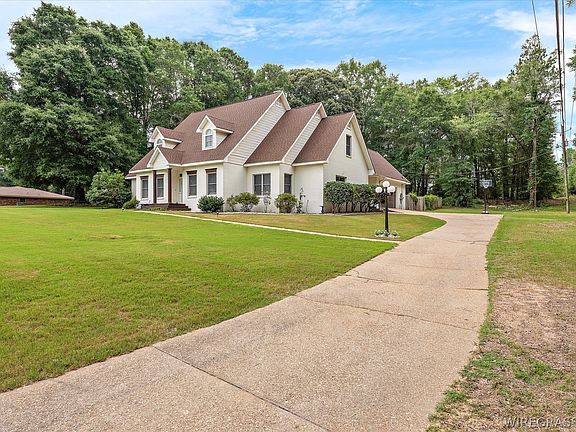 2nd image of 92 Laurel Breeze Dr