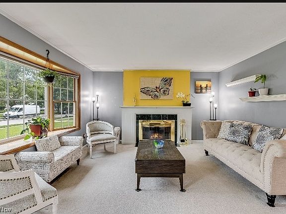 4th image of 16420 Parklawn Ave