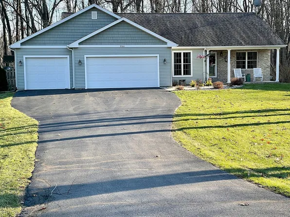 9760 Sterling Ave, Richland, MI 49083