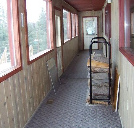 Arctic entry/Greenhouse