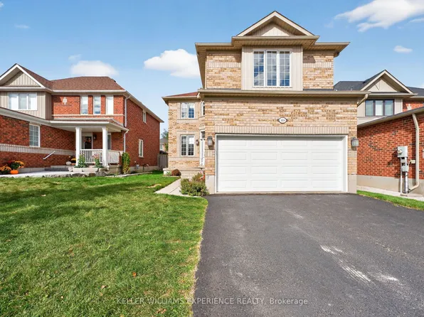 124 Tunbridge Rd, Barrie, ON L4M 6T1