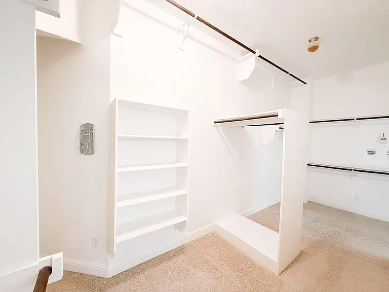 7048 Fullerton Cir — Photo 17