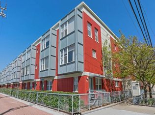 24 S Aberdeen St UNIT 2, Chicago, IL 60607