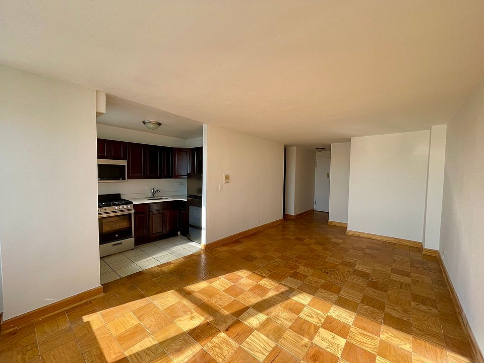1st image of 18311 Hillside Ave APT 8E