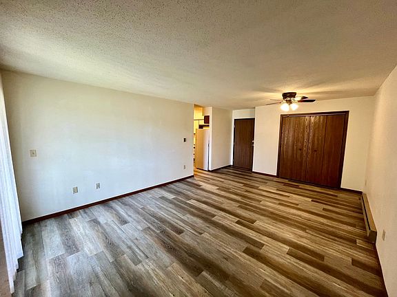 3rd image of 806 S State St #9