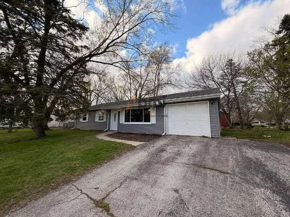 325 Lahonda Dr, Valparaiso, IN 46385