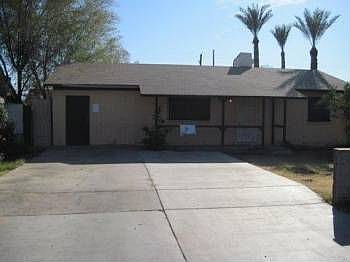 1st image of 25 W Corona Ave