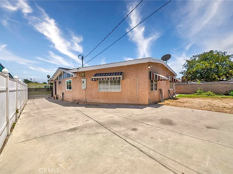 14621 Dalmatian Ave — Photo 36