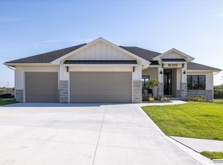 21413 Upland St, Gretna, NE 68028