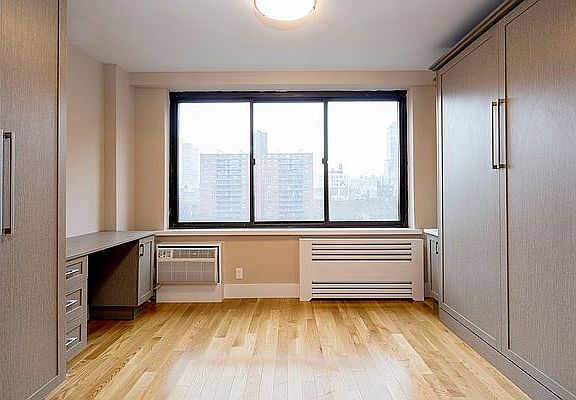5th image of 784 Columbus Ave APT 11H