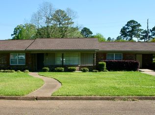 401 Lynnfield Dr, Amory, MS 38821