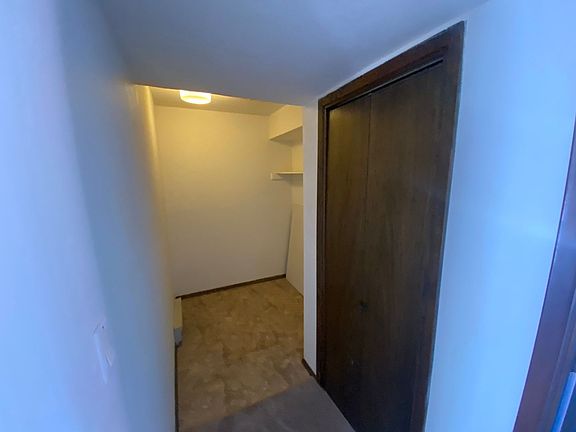 5th image of 10143 Madeline Dr NW