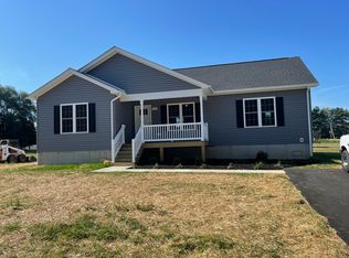 103 8th St, Grottoes, VA 24441