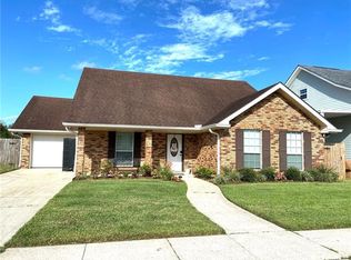 4413 Anais St, Meraux, LA 70075