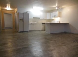 408 NE 1st St APT 3, Morning Sun, IA 52640